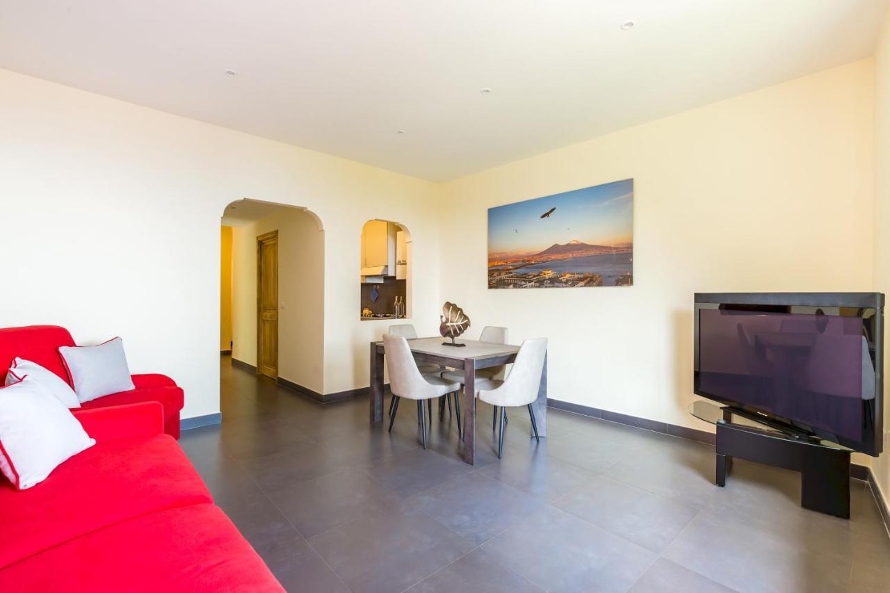 Villa Dolcevita With Parking By Napoliapartments Extérieur photo