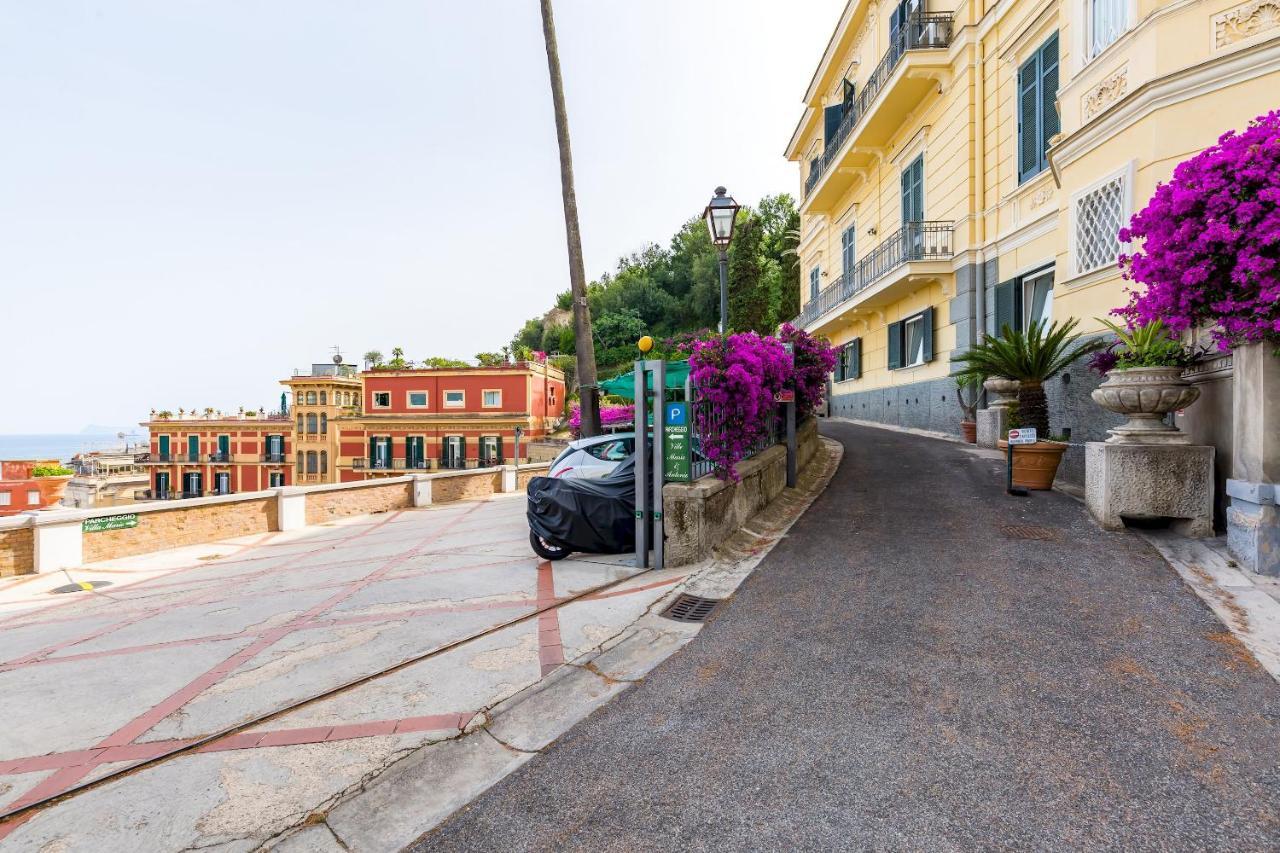 Villa Dolcevita With Parking By Napoliapartments Extérieur photo