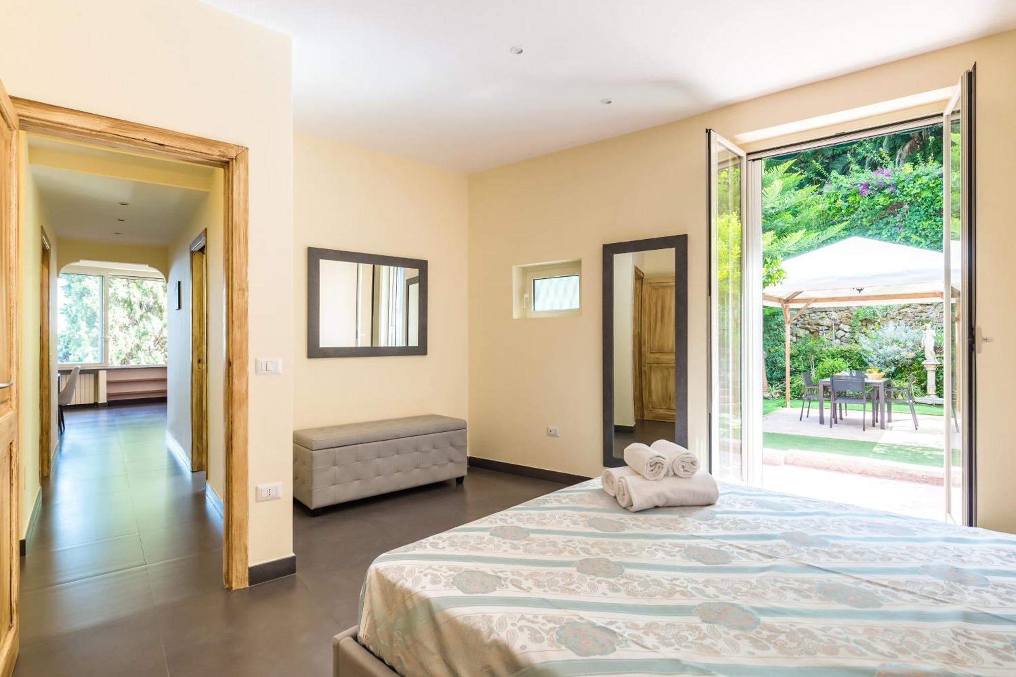 Villa Dolcevita With Parking By Napoliapartments Extérieur photo